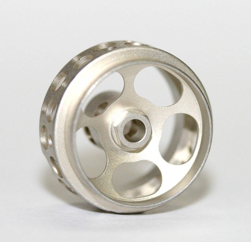 URANO -CHAMPAGNE- 16,9 x 8,5 mm.